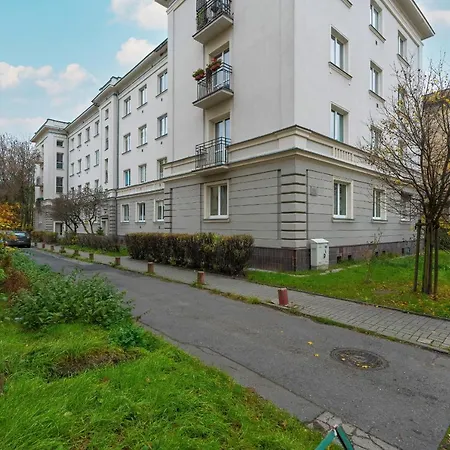 شقة Traditionally Furnished With Balcony In By Renters *