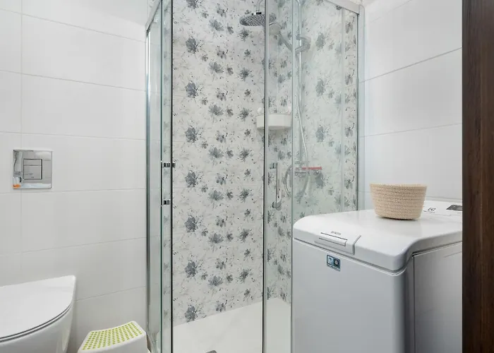 شقة Traditionally Furnished With Balcony In By Renters بوزنان