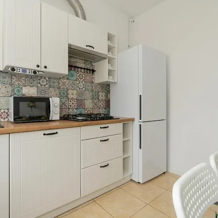 Traditionally Furnished With Balcony In By Renters * Poznan